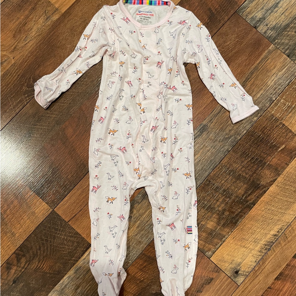 Magnetic Me Footie